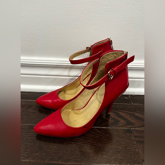 Aldo Ankle Strap Heels - Picture 3 of 11